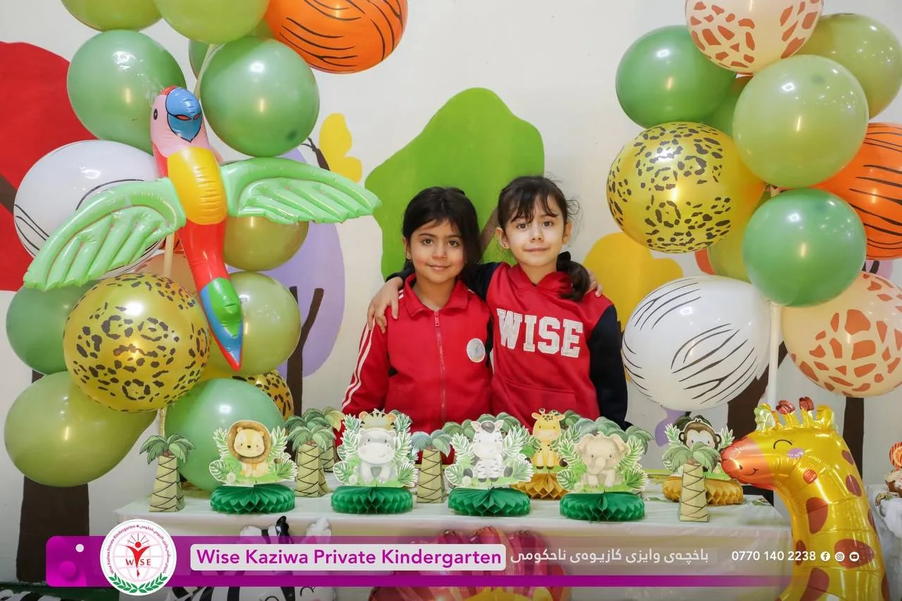 گەشتێکی پڕ لە سەرکێشی؛ بچکۆلانەکان لە نێو جیهانی ئاژەڵانی دارستاندا.